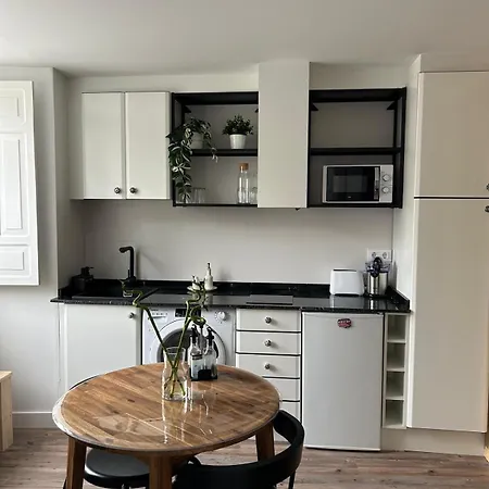 Adiva Loft 아파트 *
